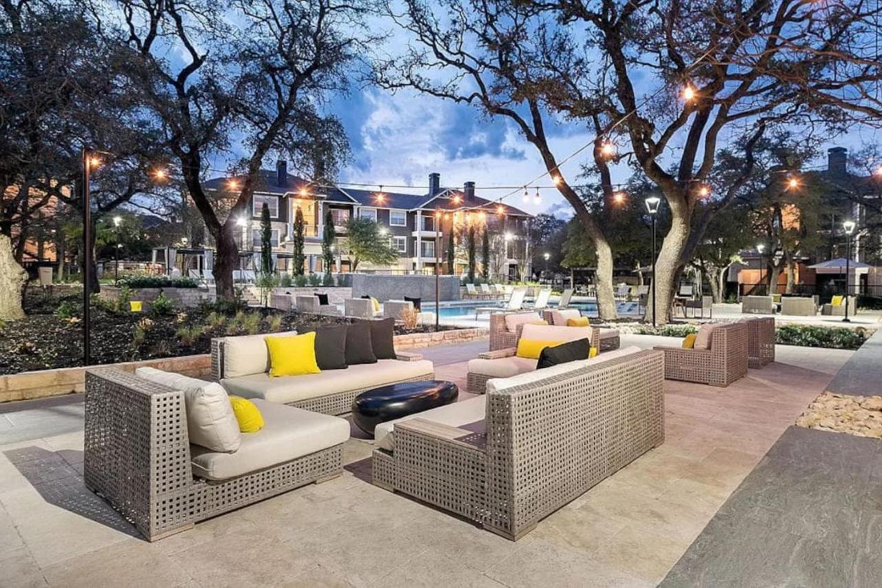 Elegant 1Br With Resort Style Pool Near The Domain 오스틴 외부 사진